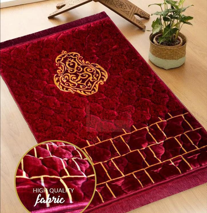 Thick Velvet Printed Janamaz Prayer Mat