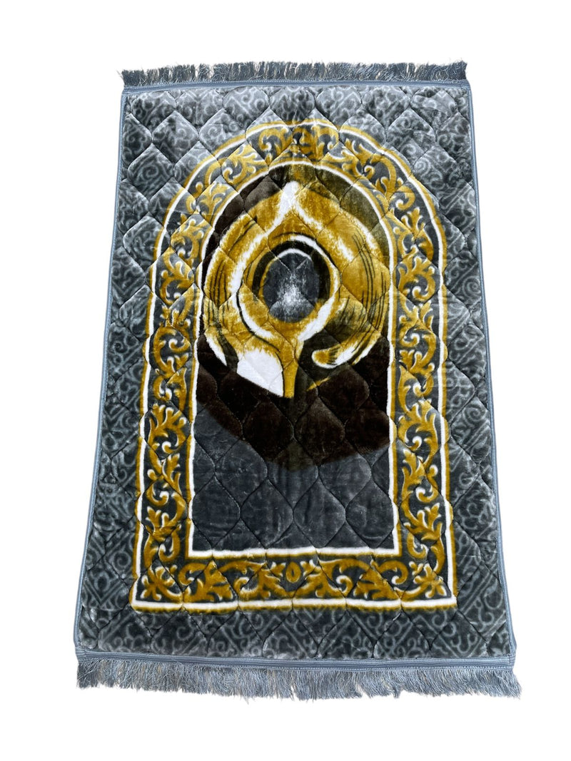Maqam e Ibrahim Velvet Printed Janamaz | Soft Quilted Prayer Mat